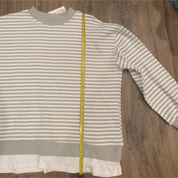 NWT CALI BE Sweatshirt Light Gray Stripe Women's Fake Two-Piece Crew Neck S - Picture 6 of 7